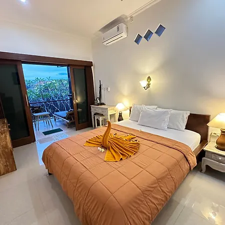 Ayye Bungalows